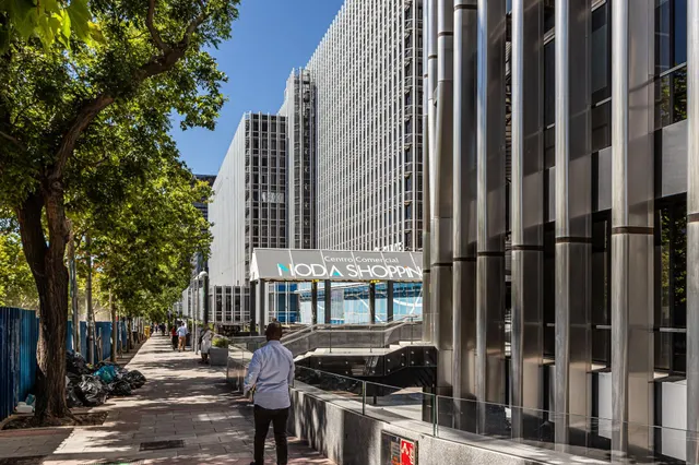 Piso exterior en el Viso — 50