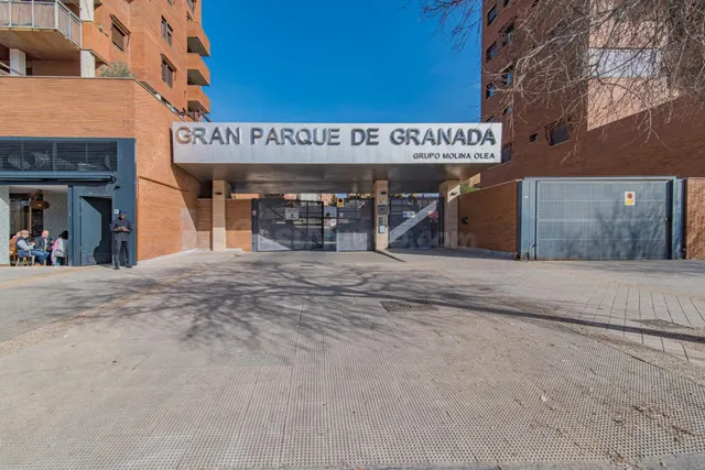 EXCLUSIVO ATICO EN RESIDENCIAL GRAN PARQUE EN VENTA DE 4 DOR