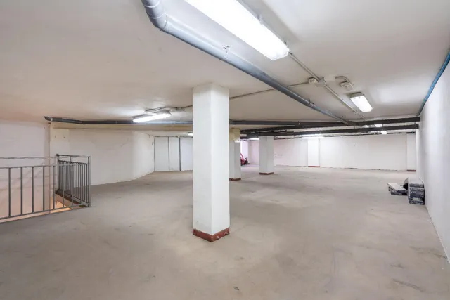 Local Comercial en venta — 11