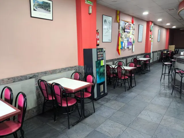 Negocio de hostelería en c/Castelao de Carballo