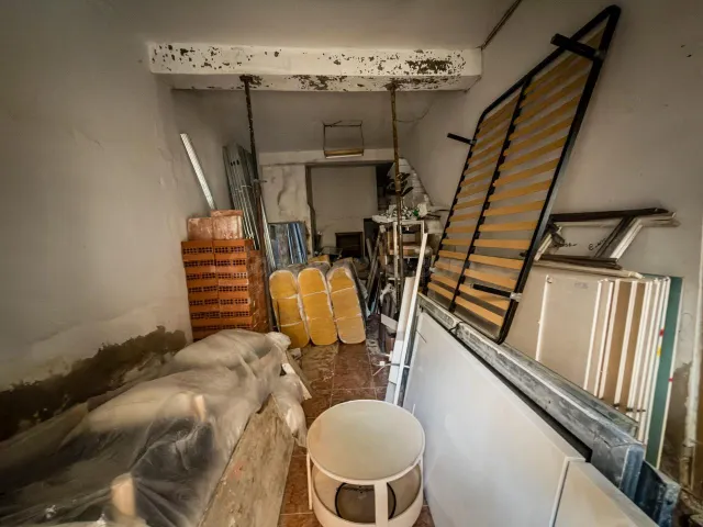 ATENCIÓN INVERSOR: EDIFICIO REHABILITAR EN EL CORAZÓN DE ONT - foto 4