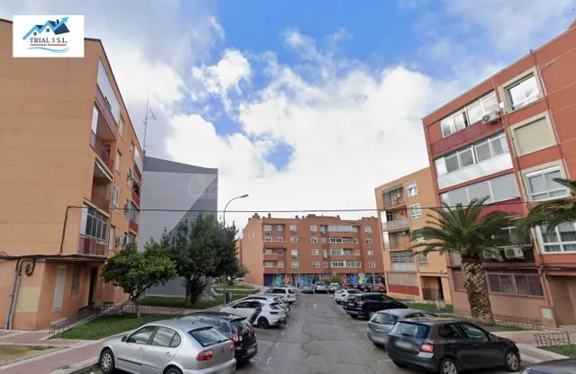 Venta piso en Parla (Madrid) — 2
