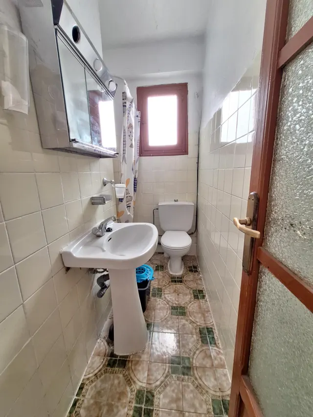 PISO DE 3 habitaciones CON BALCÓN Y MUCHAS POSIBILIDADES — 8