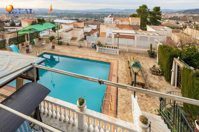 Magnifico chalet independiente en Colinas Bermejas. — 11