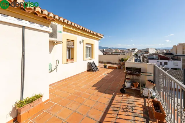 Ático Soleado con Gran Terraza en Esquina — 5