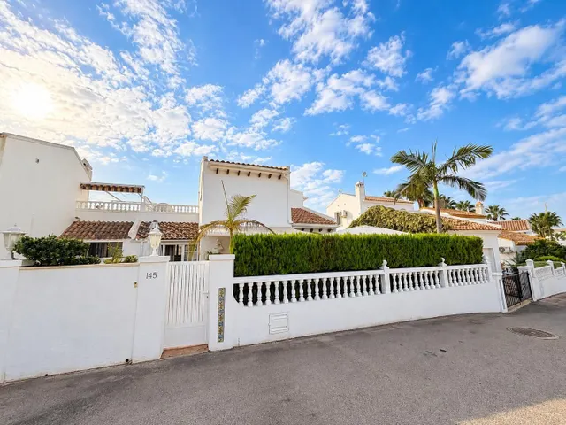 Villa 3 habitaciones en venta - Villamartín-Las Filipinas — 42