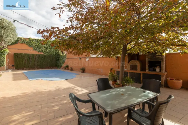 Exclusiva vivienda con piscina en Viñas del Rey — 3