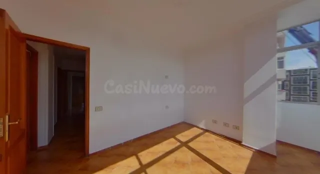 Piso en la Avenida José Mesa y López — 5