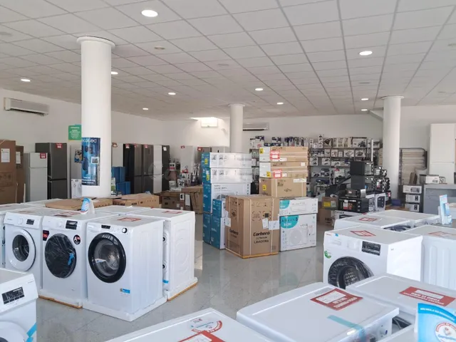 GRAN LOCAL EN VENTA CON UNA situación MAGNIFICA INVERSION O  - foto 3