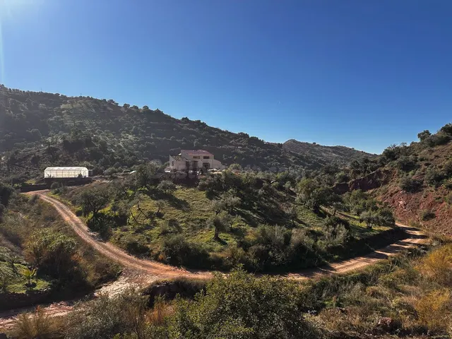 Parcela 1 habitación en venta - Costa del Sol — 2