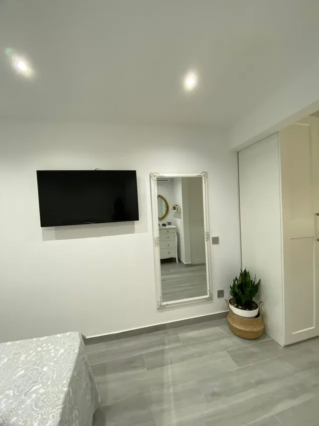 ÁTICO DUPLEX INTEGRAMENTE REFORMADO — 24