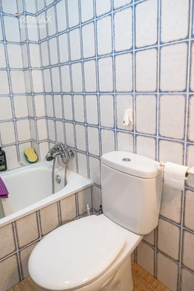 GRAN ADOSADO DE 254 m2 EN ENGUERA CON GARAJE XXL, PATIO Y P — 16