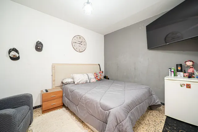 Casa con enorme potencial en Foners — 31