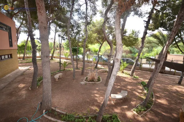 Extraordinaria VILLA en Los Balcones - Torrevieja — 15