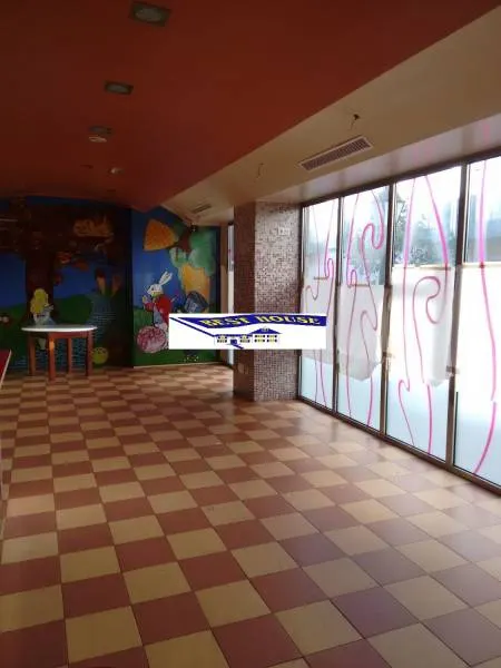 LOCAL COMERCIAL EQUIPADO PARA HOSTELERÍA. — 5