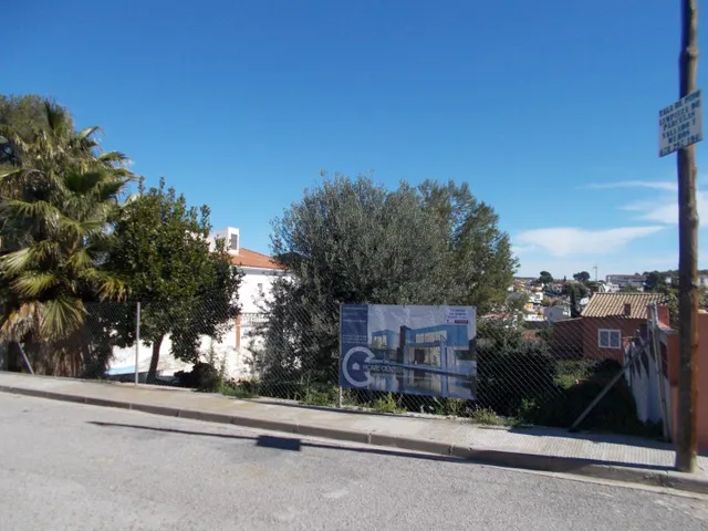 Fantástica parcela en El Vendrell - Urbanización Oasis — 11