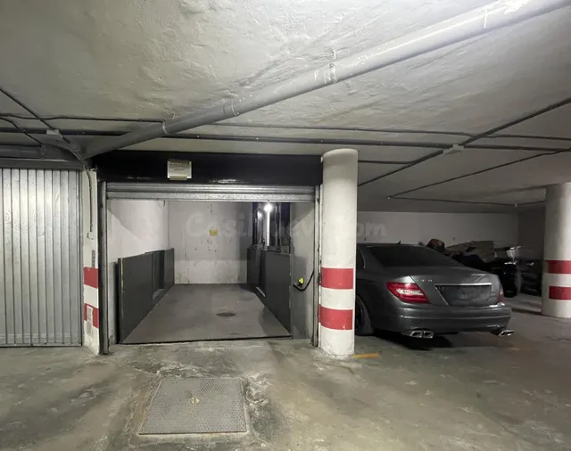 Plaza de garaje en venta junto al centro de Motril – Zona La - foto 4