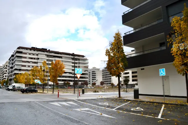 LOCAL COMERCIAL EN PAMPLONA - LEZKAIRU — 10