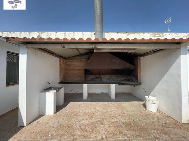 RESTAURANTE CON GRAN POTENCIAL — 38