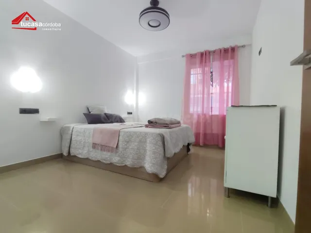 ENTREPLANTA DE 72 m2 CON REFORMA INTEGRAL Y PATIO PRIVADO EN - foto 3