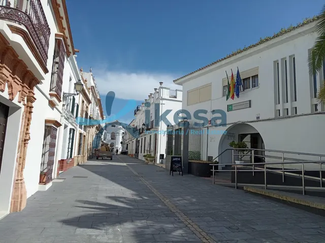 Venta de Edifico en Almonte, Huelva. — 2