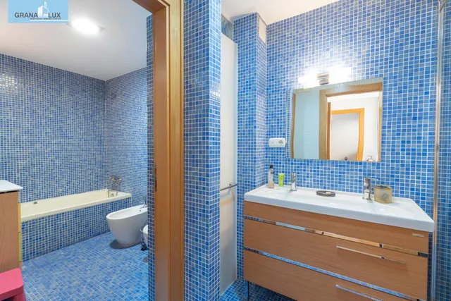 Espacio, confort y calidad: magnífica vivienda unifamiliar adosada — 38