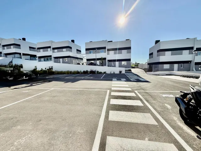 NUEVO - 2025 - EXCLUSIVA - APARTAMENTO DE LUJO - GRAN TERRAZA Y VISTAS — 31
