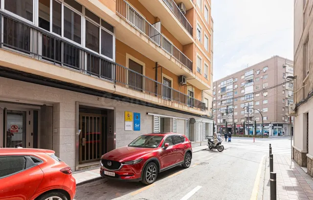 Piso 4 habitaciones 114m² en venta - Santa Maria de Gracia - foto 2