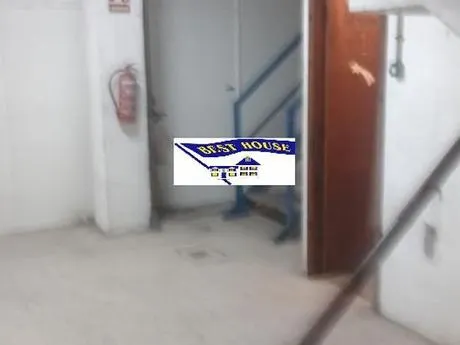 AMPLIO LOCAL COMERCIAL — 10