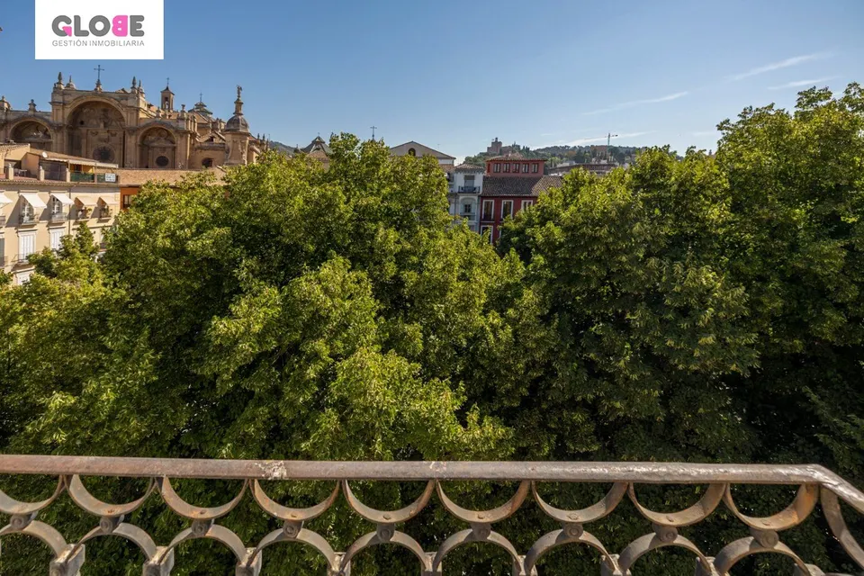 A LA VENTA EDIFICIO EN PLAZA BIB-RAMBLA