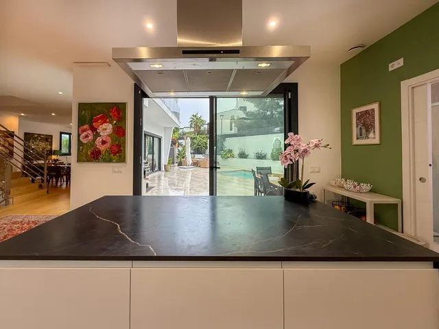Casa 5 habitaciones 244m² en venta - Sant Pere de Ribes — 28