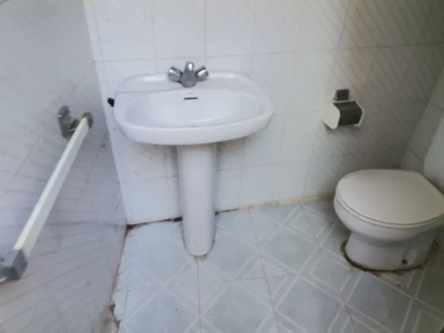 CASA ADOSADA EN VENTA EN CASTUERA — 11