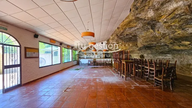 Casa de campo-Masía en Venta en Arriate Málaga — 84
