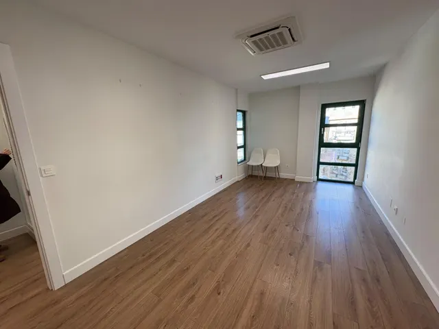 OFICINA NUEVA EN PLENO CENTRO DE PONFERRADA — 8