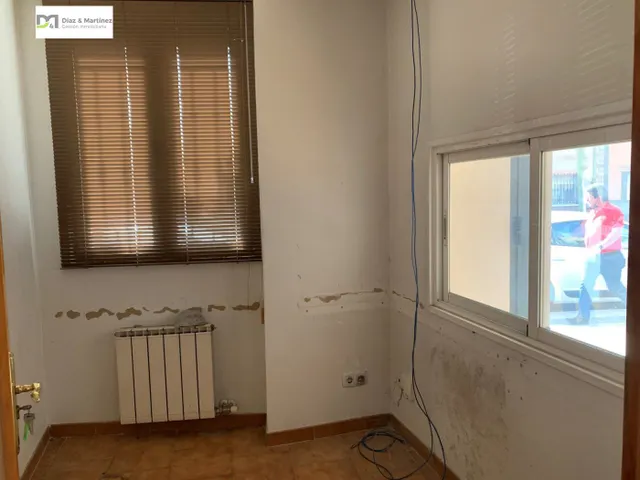 Local acondicionado e insonorizado en Avda Mariano Andrés — 7