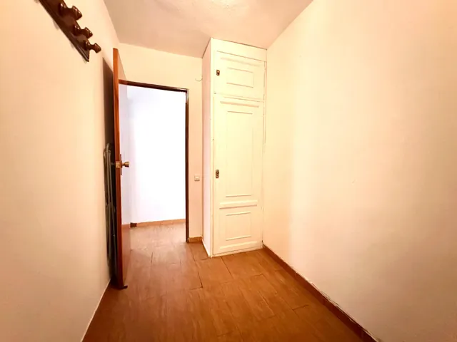 Piso en venta en Avenida Dilar — 22