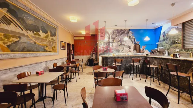 CAFETERÍA CON LICENCIA PRÓXIMA AL JARDÍN DEL POSÍO - foto 2