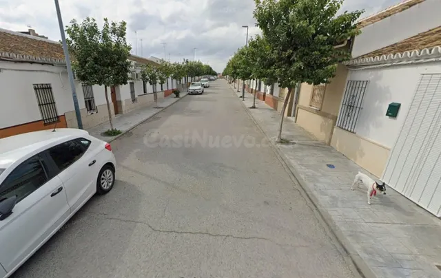 Venta de Casa en Hinojos, Huelva. Activo Sin Posesión / Alqu - foto 2
