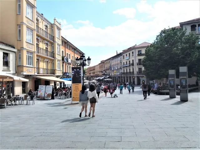 ALQUILER.-.LOCAL.-.AVENIDA DEL ACUEDUCTO — 2