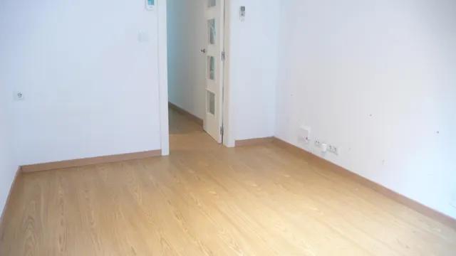 Piso reformado en venta en Carrer Sant Isidre, El Poble Sec - Parc de Montjuïc — 11