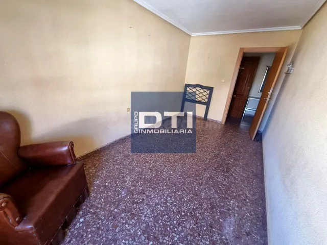 Piso de 4 habitaciones con cochera privada en venta – San Pa - foto 3