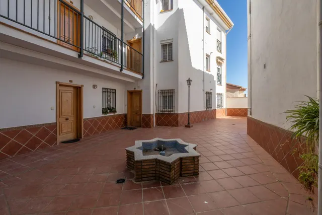 Piso en esquina en Ogijares — 29
