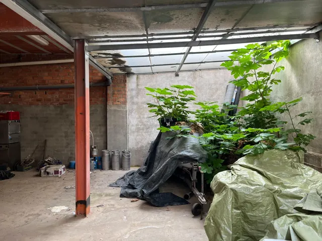 Local comercial, garaje, en venta en Les Roquetes — 4