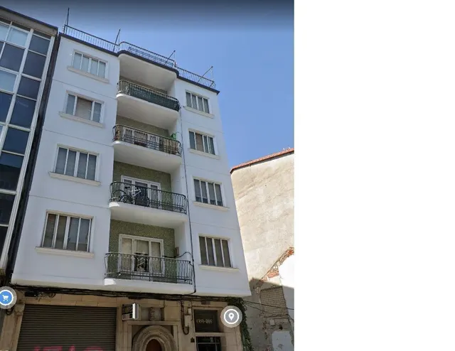Venta de piso en Avd Zamora, Ourense — 28