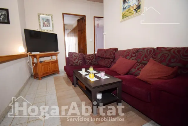 MAGNIFICA CASA CON TERRAZA Y LOCAL COMERCIAL EN EL CENTRO — 15
