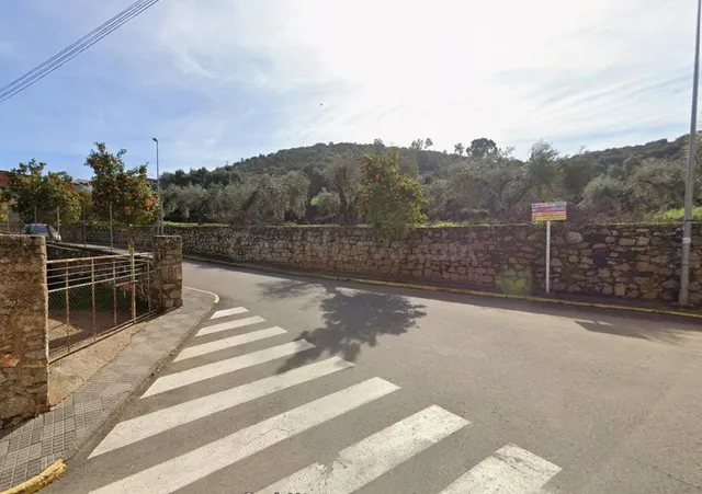 Vivienda a reformar en Alcuéscar (Cáceres)