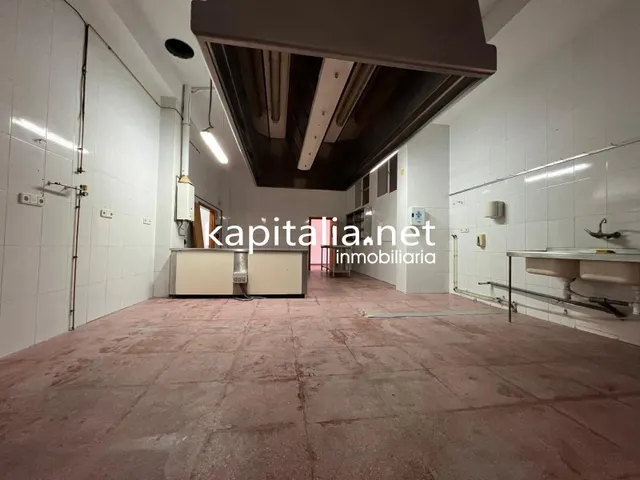 SALON DE EVENTOS EN ALQUILER O VENTA EN GENOVES A 5 MINUTOS DE XATIVA — 15