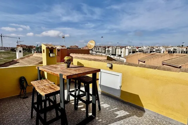 Adosado completamente renovado y orientado al sur – ¡listo p - foto 2