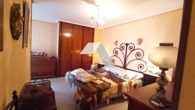 Espectacular Piso en La Goteta — 24