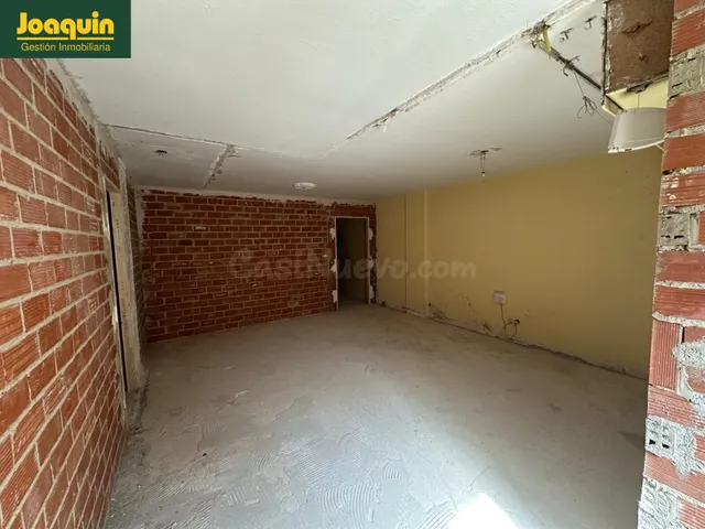ESTUPENDO PISO PARA PONER A SU GUSTO. - foto 2